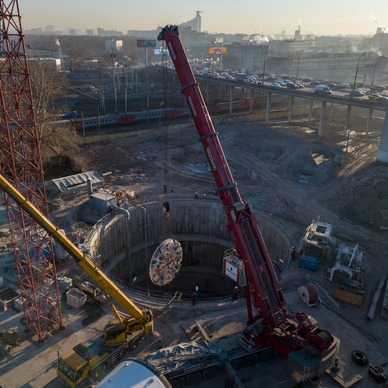 Монтаж ТПМК для сооружения первого перегонного тоннеля в сторону станции «Савёловская» БКЛ